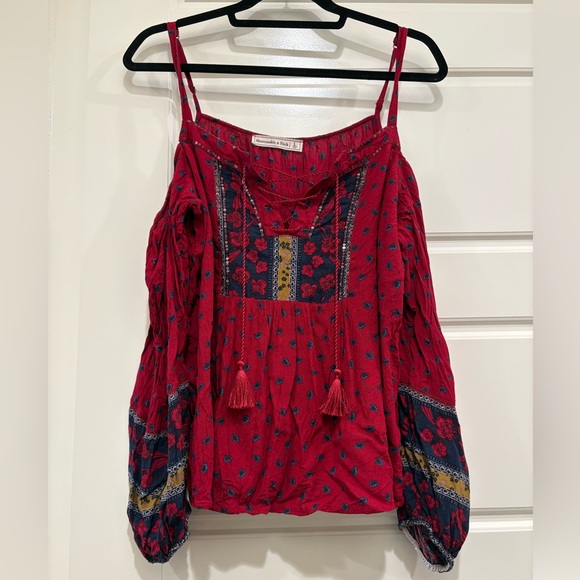 Boho Y2K vibes Strappy Shoulder Abercrombie & Fitch Blouse size Large - Picture 1 of 7
